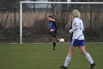 Bild 112 - Frauen am 11.3.12